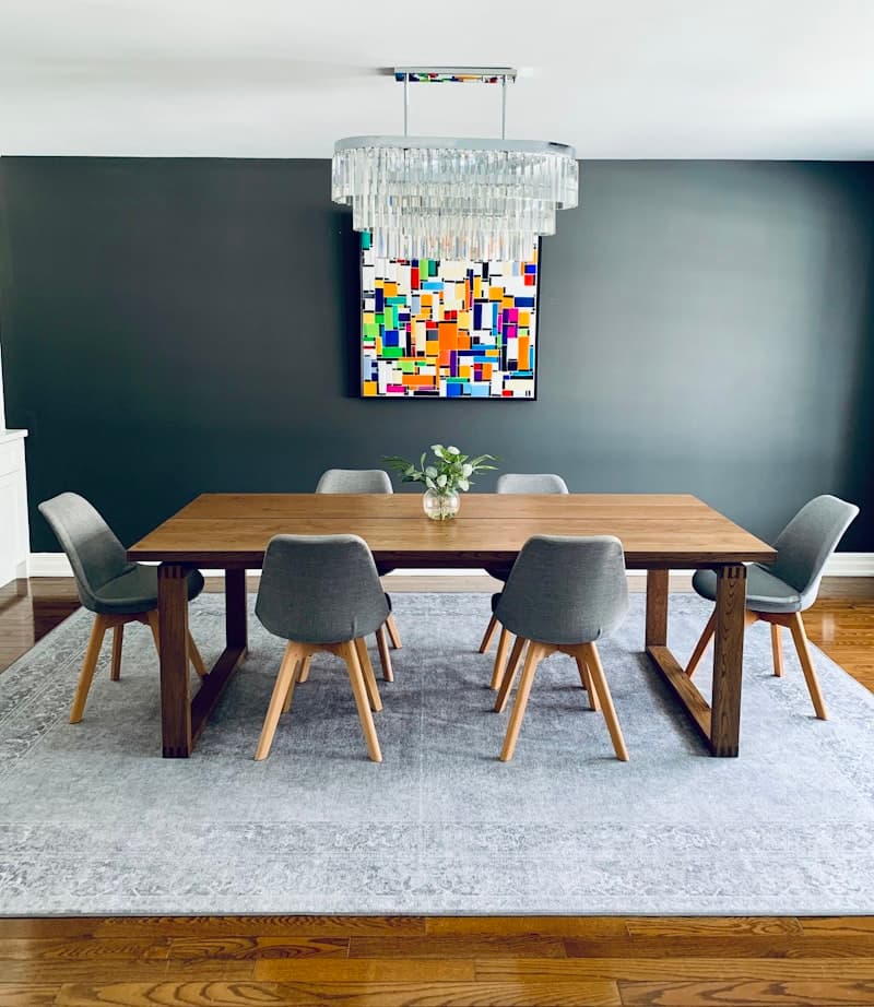 4-Seater Round Dining Table